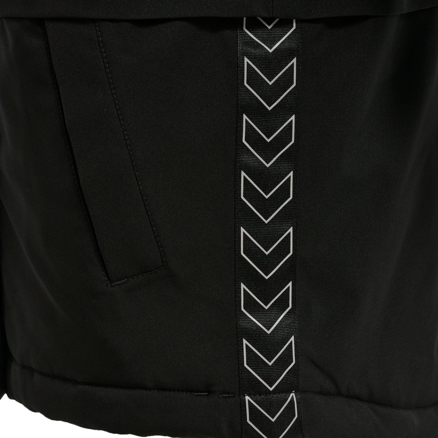 2001-BLACK