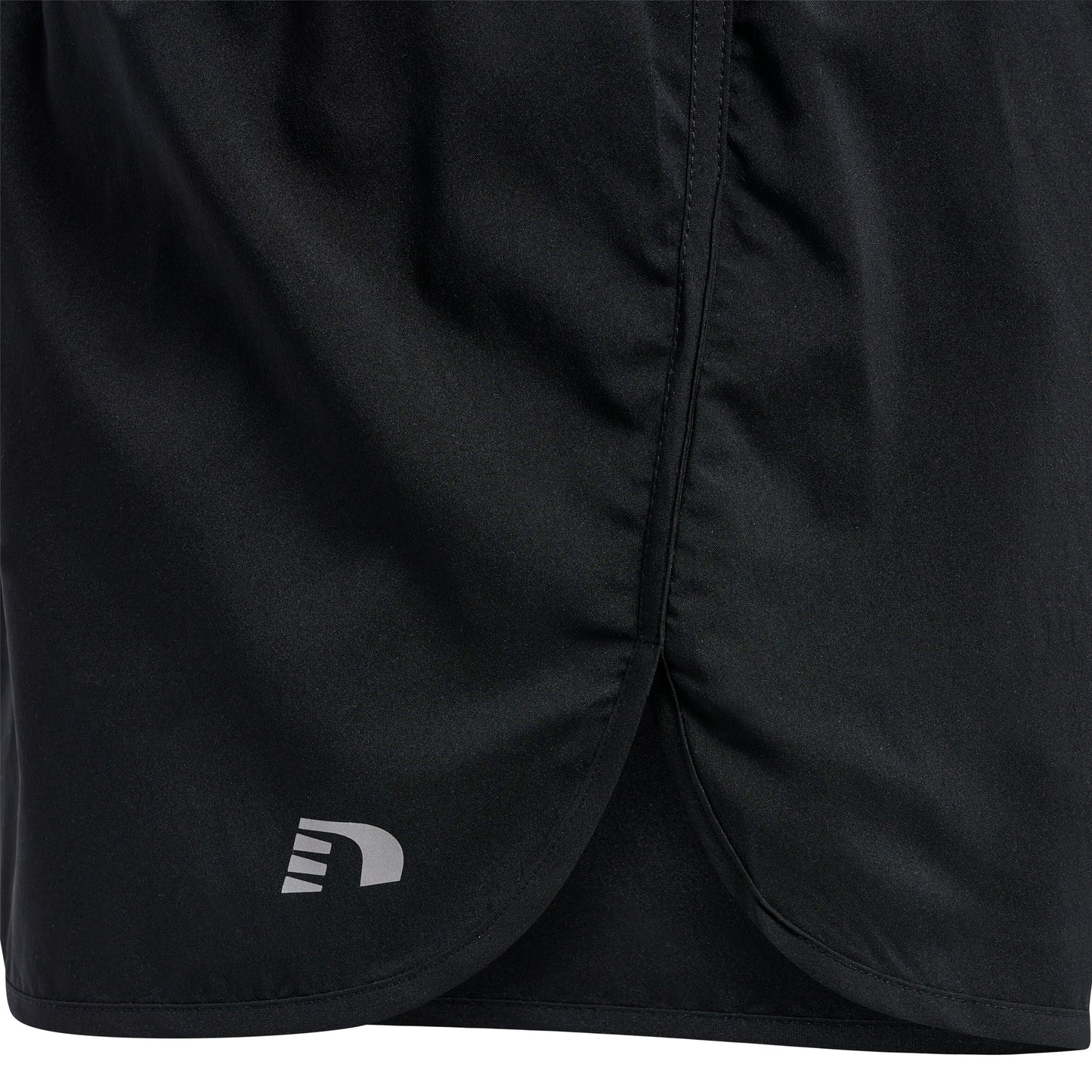 MEN'S CORE SPLIT SHORTS