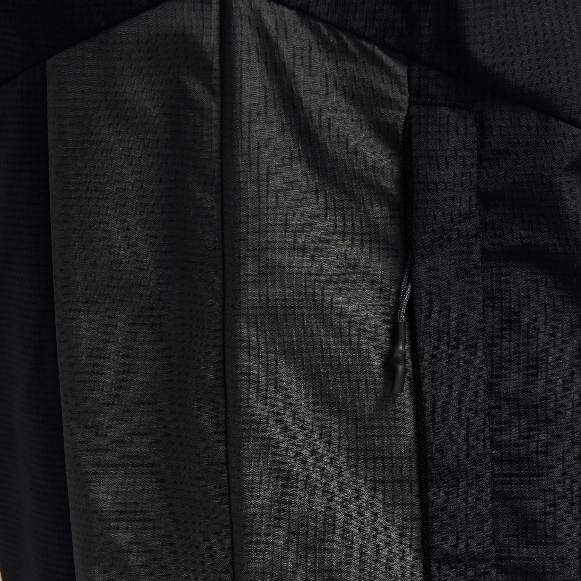 1006-BLACK/ASPHALT