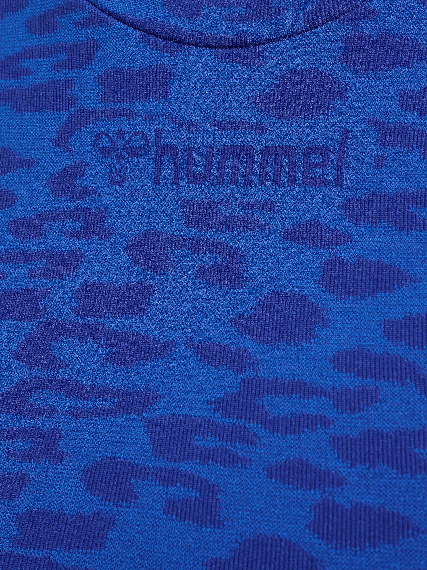 hmlMT LEO SEAMLESS CROP T-SHIRT L/S