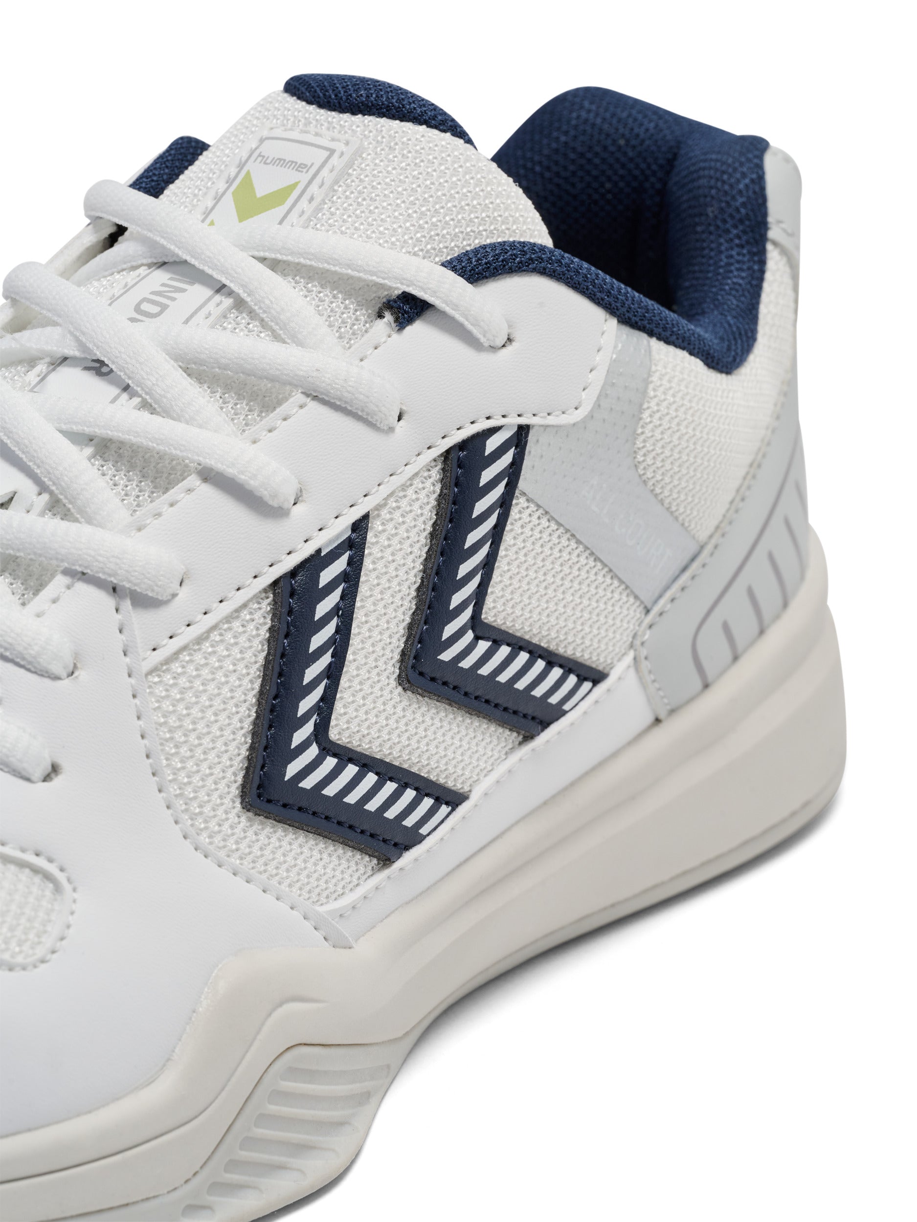 9256-BRIGHT WHITE/LUNAR ROCK