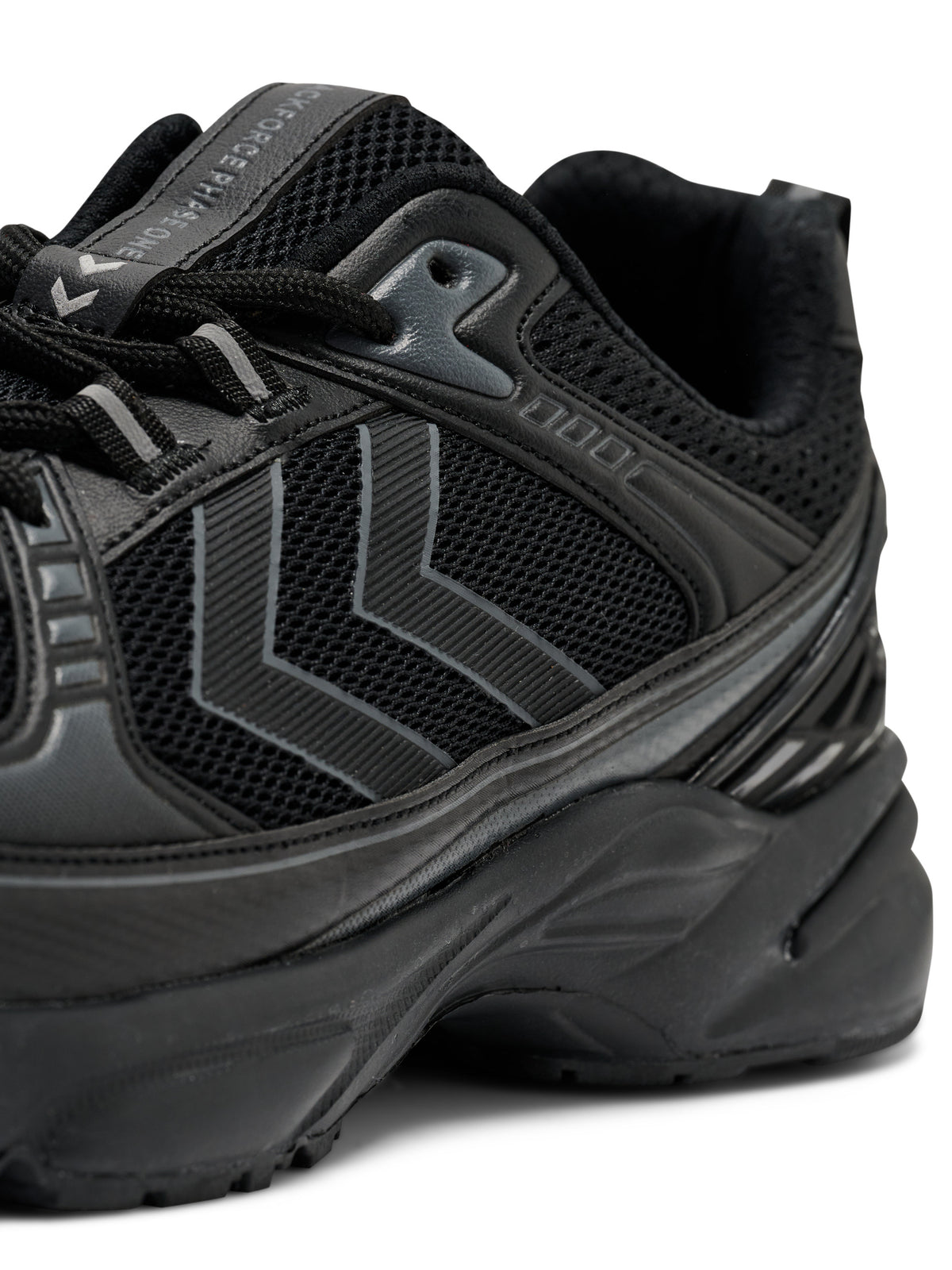2001-BLACK